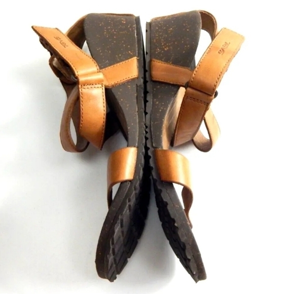 Teva Cabrillo Cross Strap Wedge Sandals - Picture 4 of 8